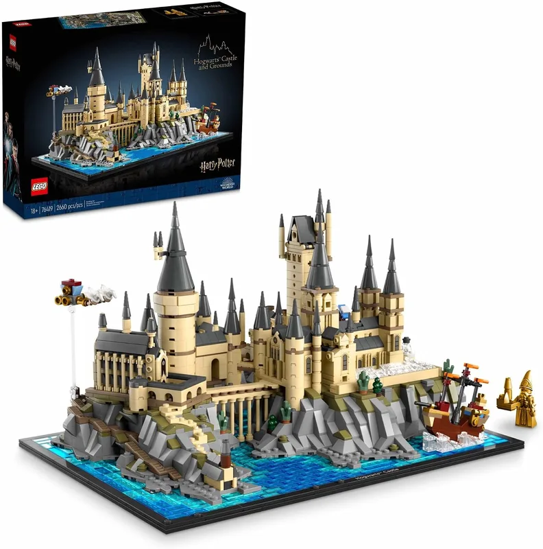 LEGO Harry Potter Hogwarts Castle and Grounds 76419